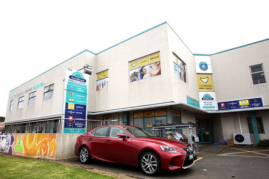 East Tamaki Smile Dental The Dentists